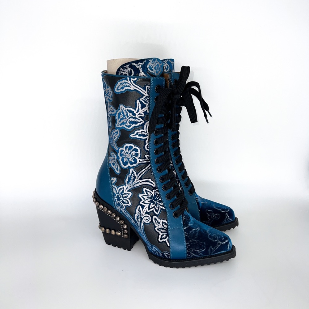 Chloe very rare Runway brocade leather / velvet studded boots. Size 37.5